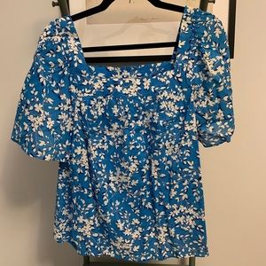 NWT Draper James blue floral square neck top | M